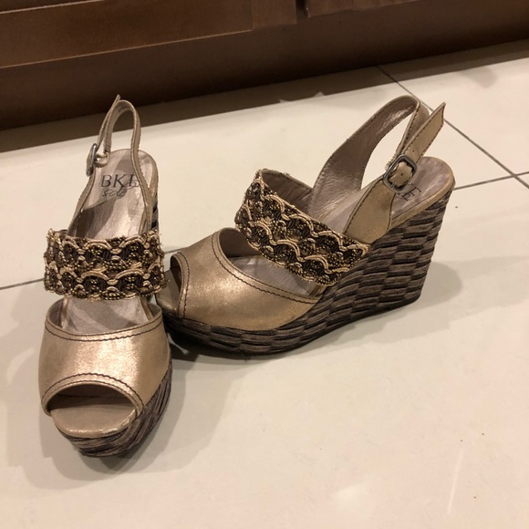 BKE Shoes - BKE Sole Wedge Heel Size 7